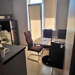 Apartman 179 *